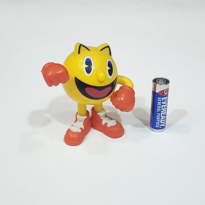 Siin - سين Pacman mini figure hardees promotion