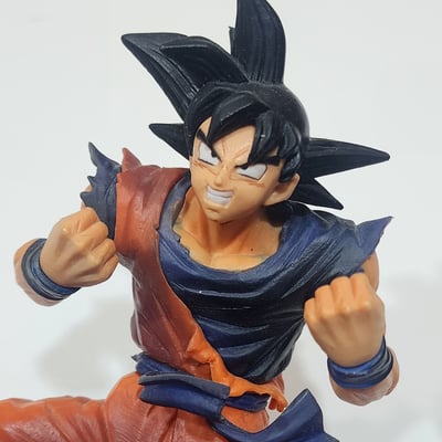 Siin - سين Dragon ball son Goku figure  دراغون يول 