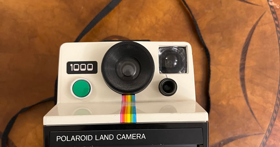 Siin - سين Polaroid Land Camera 1000