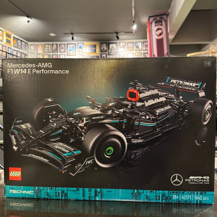 Siin - سين Mercedes-AMG F1 W14 E Performance LEGO set