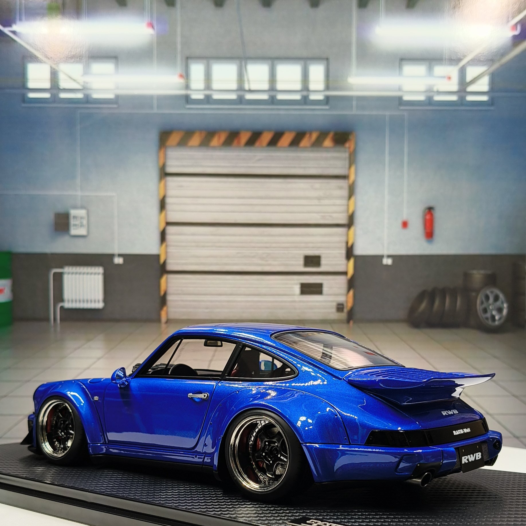 Siin - سين Ignition model Porsche RWB 