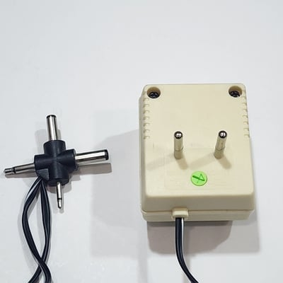 Siin - سين Àc-Dc multiple power adapter winstar japan