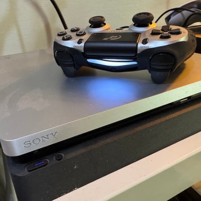 Siin - سين Sony PS4 slim limited edition,original GranTurismo