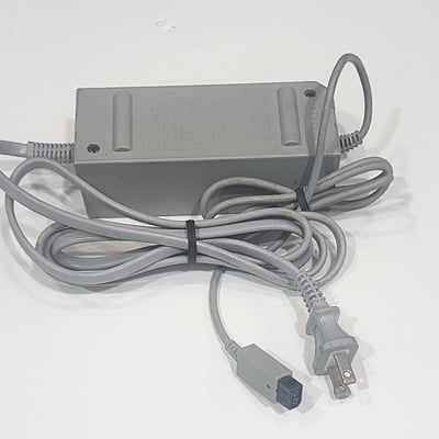 Siin - سين Official nintendo power supply 110v 