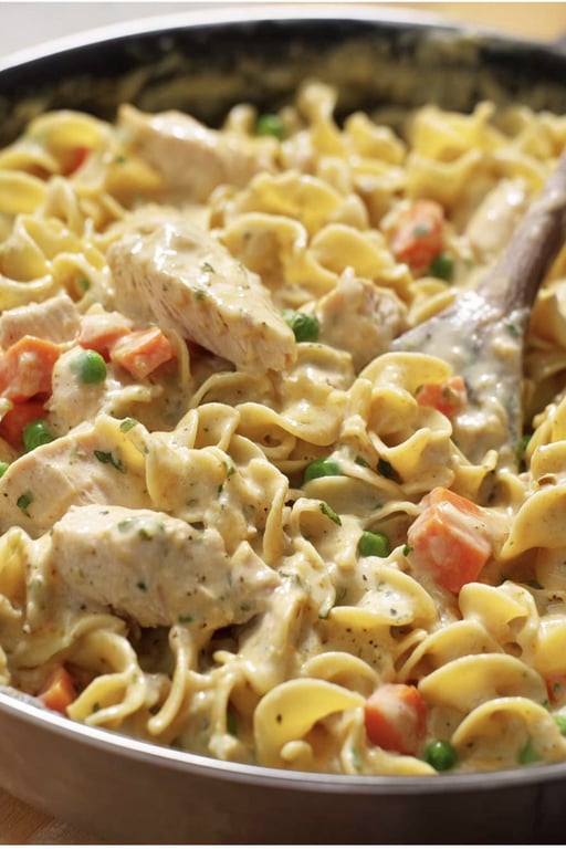 Creamy Chicken and Vegetable Pasta Recipe – Easy and Creamy