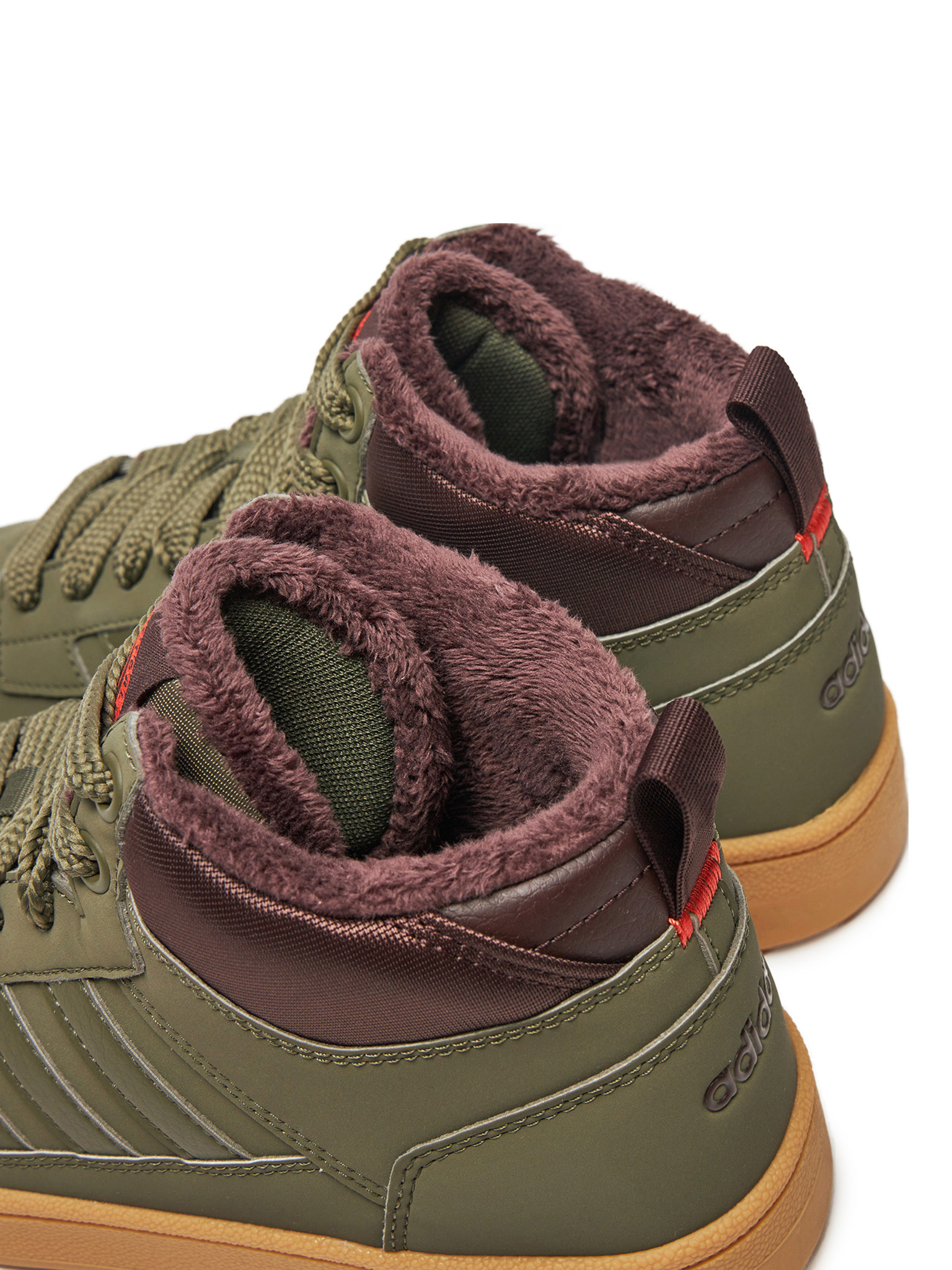 Sneakersy