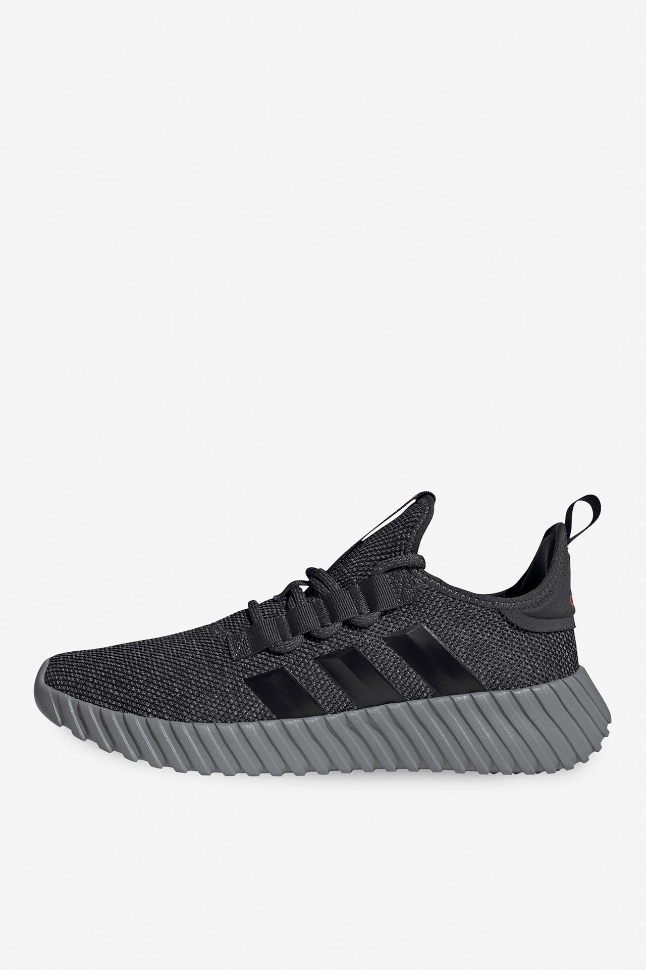 Sneakersy