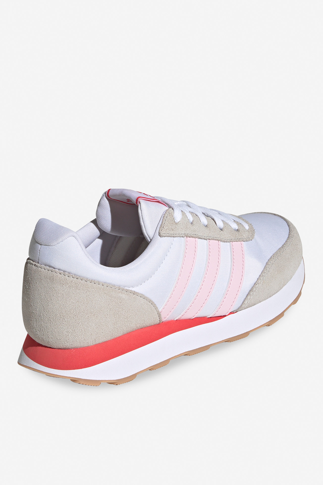 Sneakersy