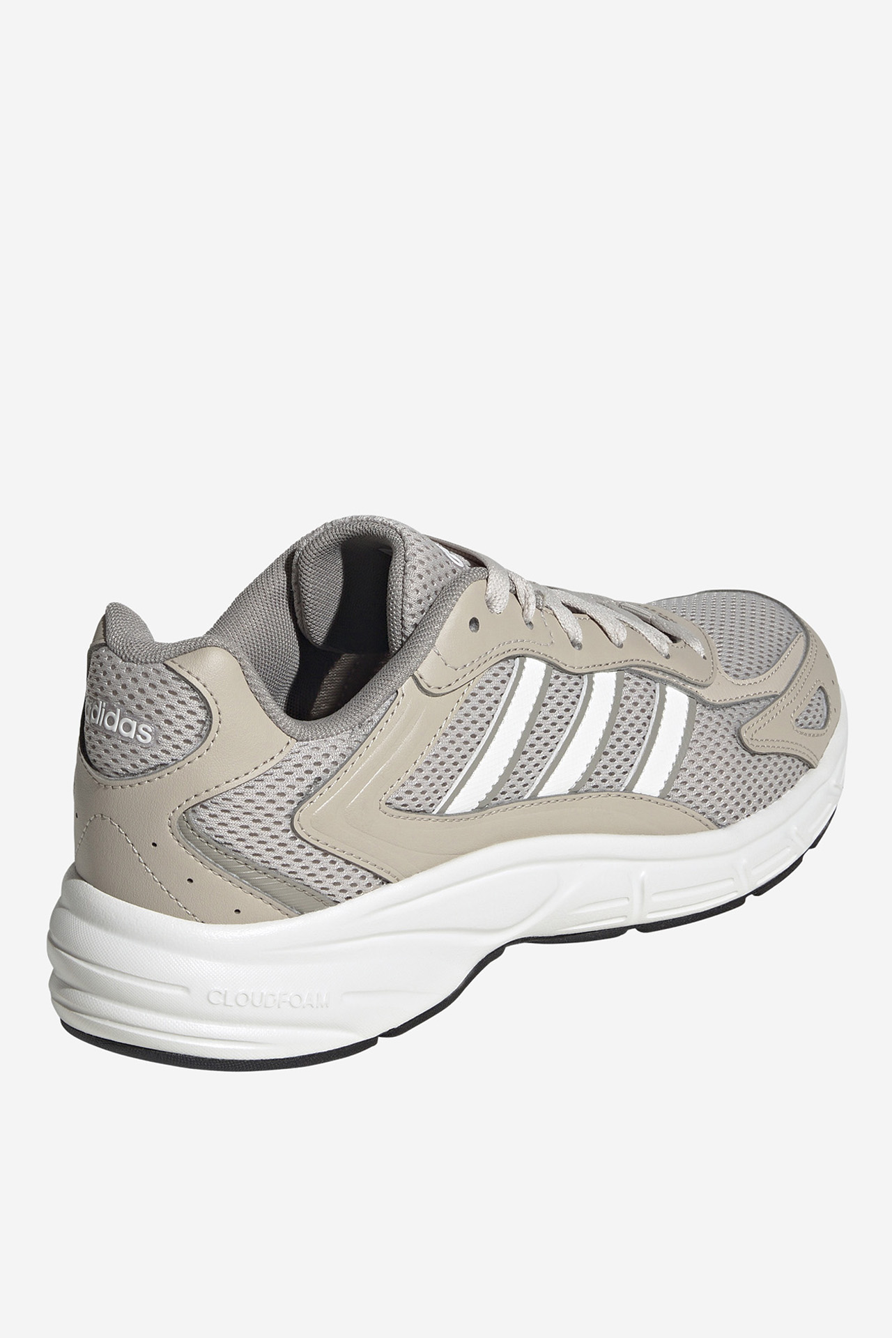 Sneakersy