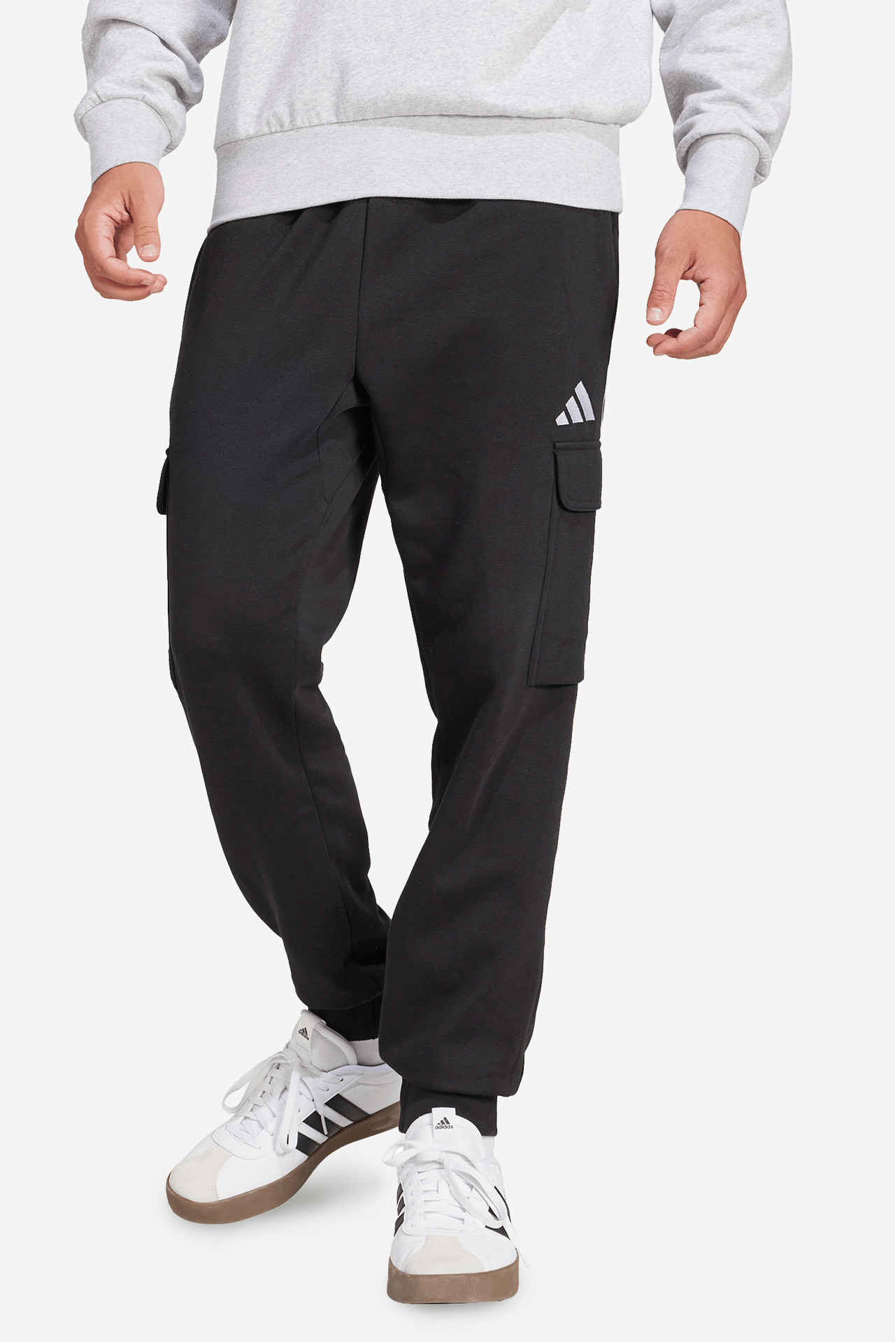 Spodnie adidas JE3820 Czarny
