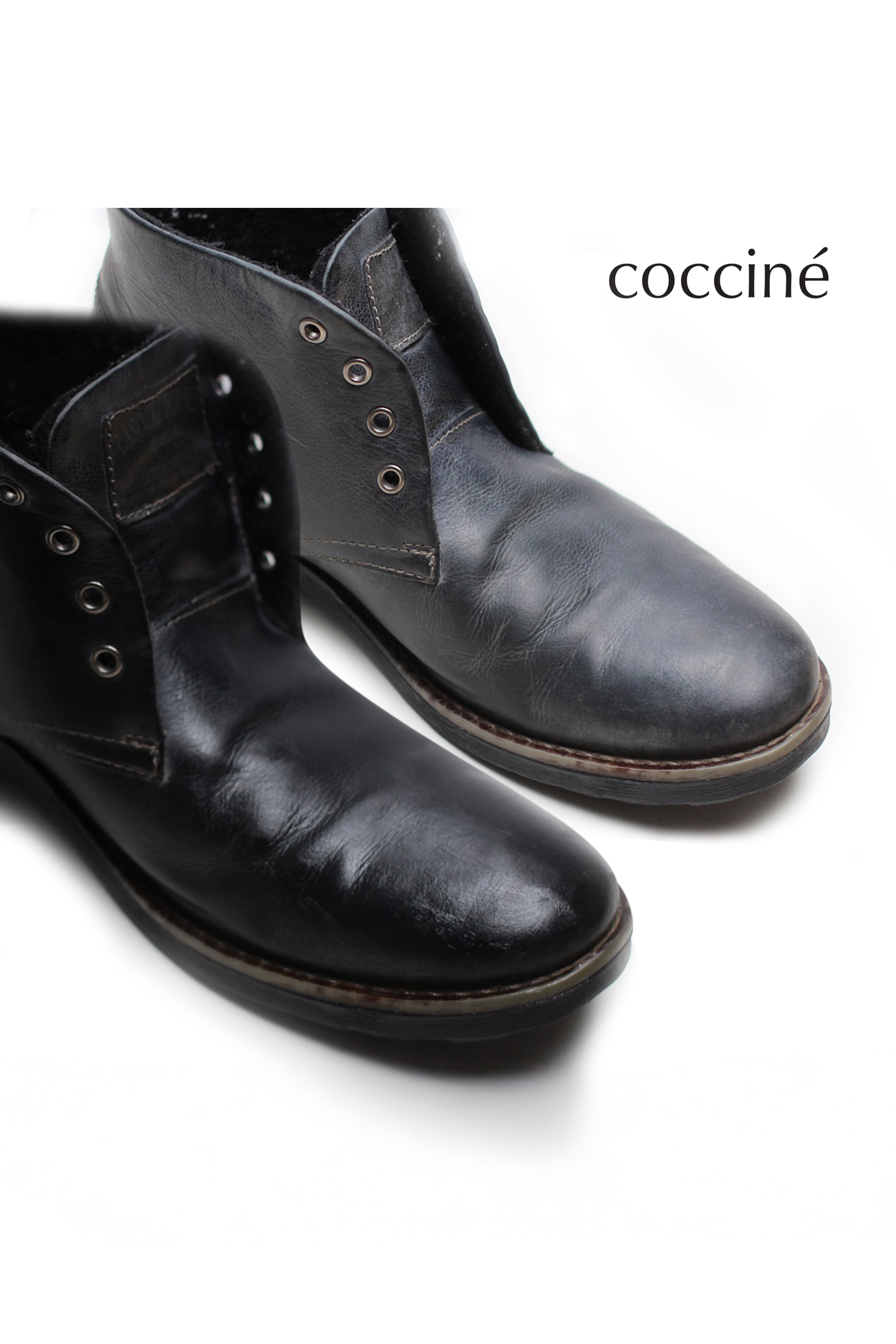 Vosek za obutev Črna