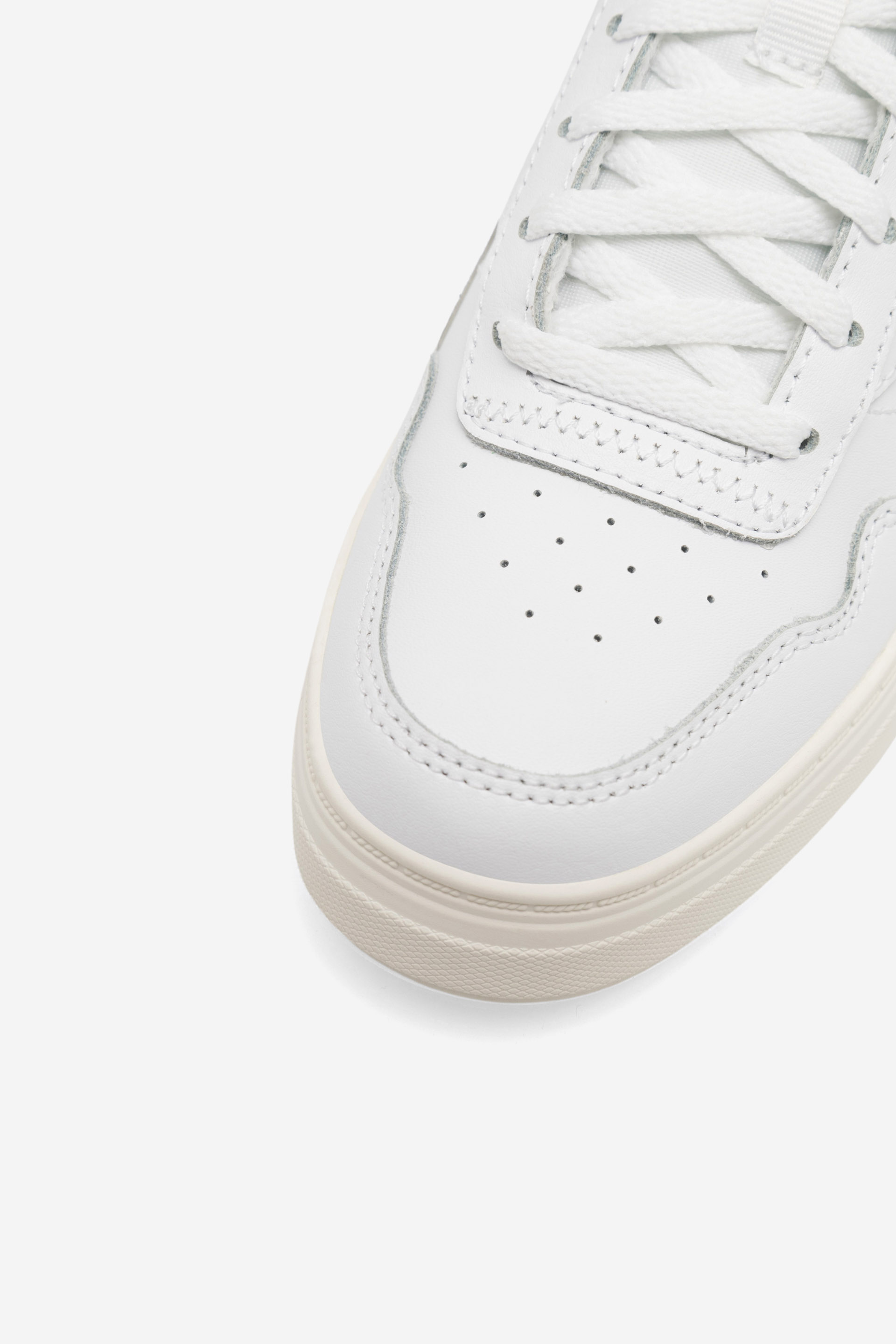 Sportovní obuv BÍLÁ