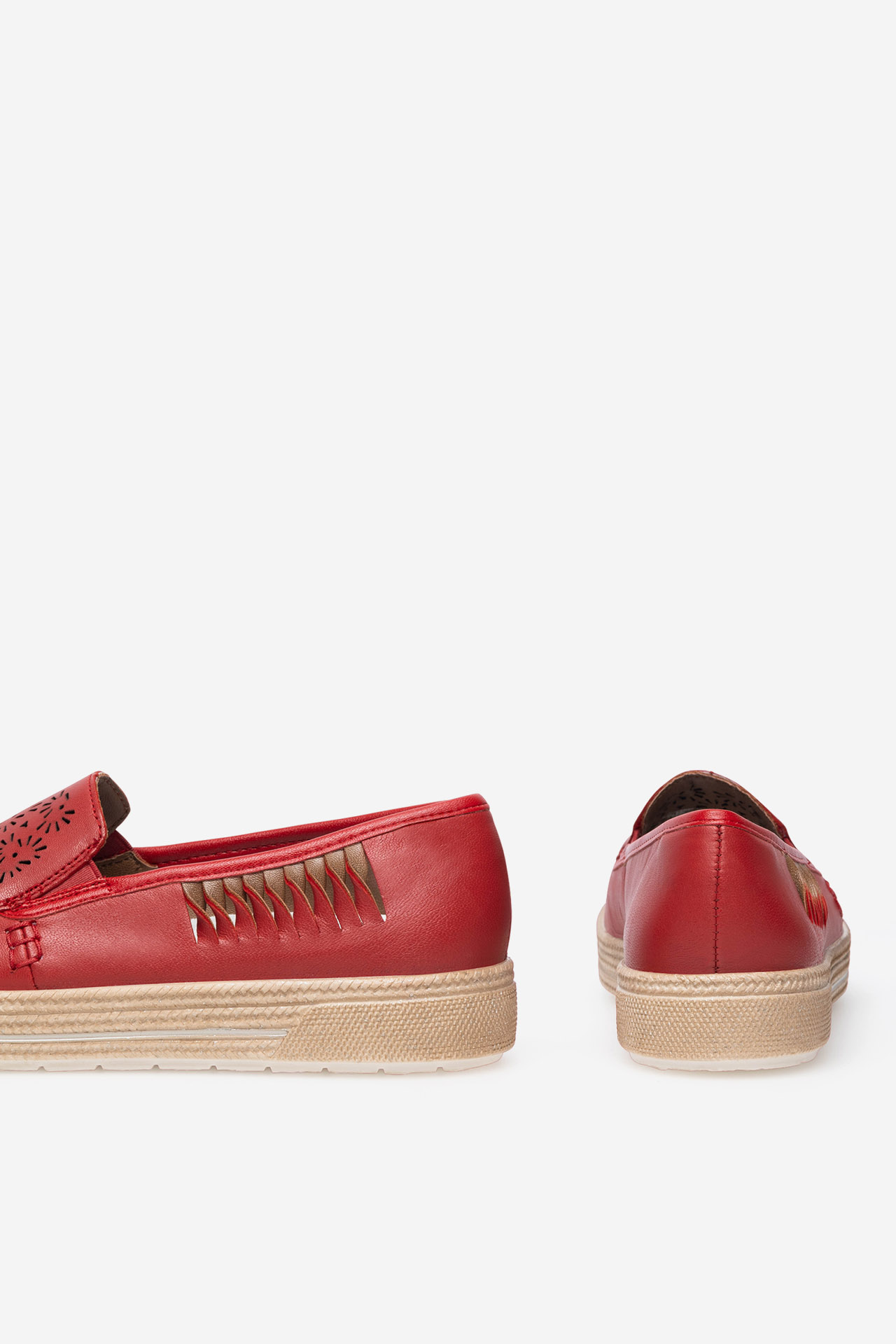 Nizki čevlji Rdeča