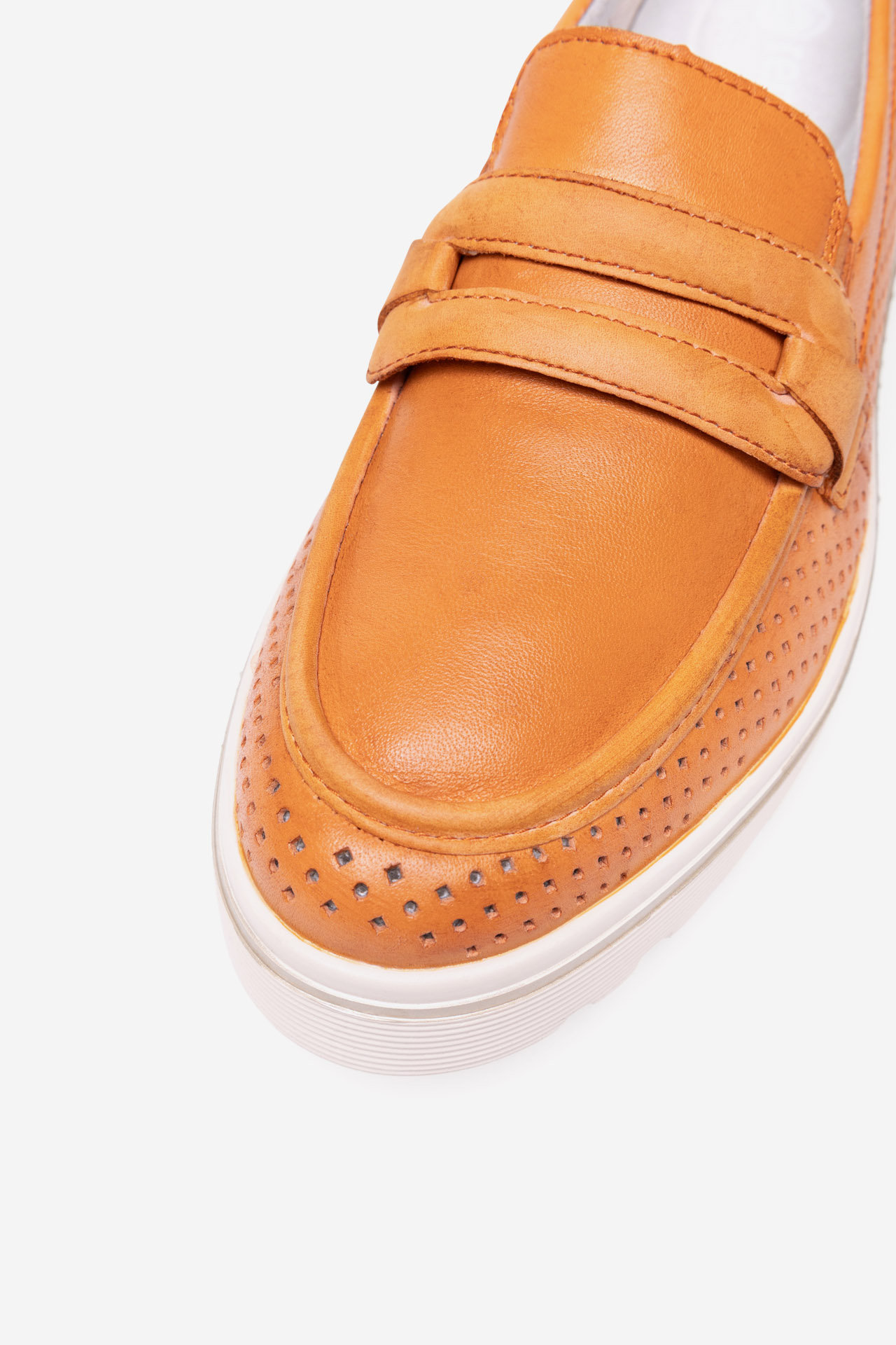 Pantofi închiși PORTOCALIU