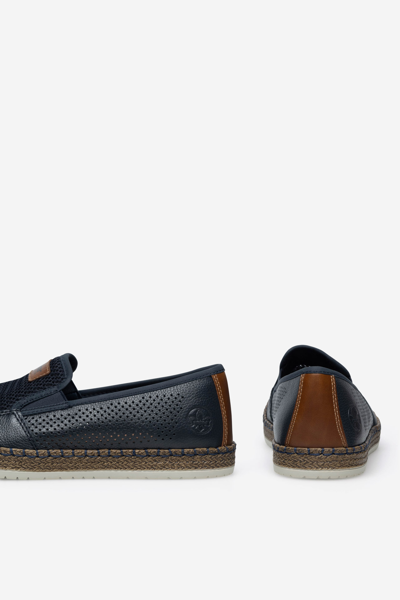 Polobotka BLANKYTNĚ MODRÁ