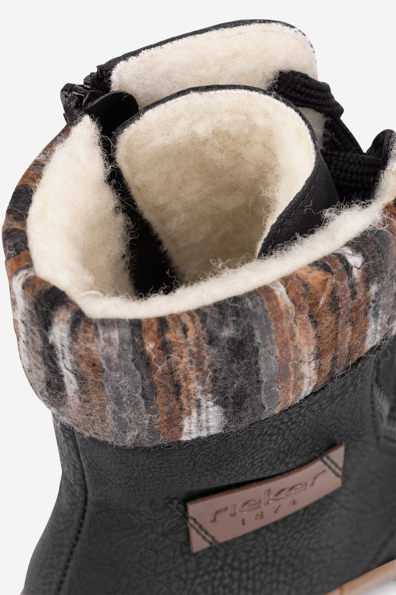 Kotníková obuv ČERNÁ