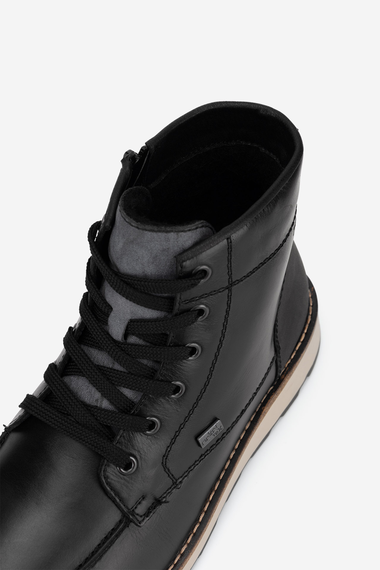 Kotníková obuv ČERNÁ