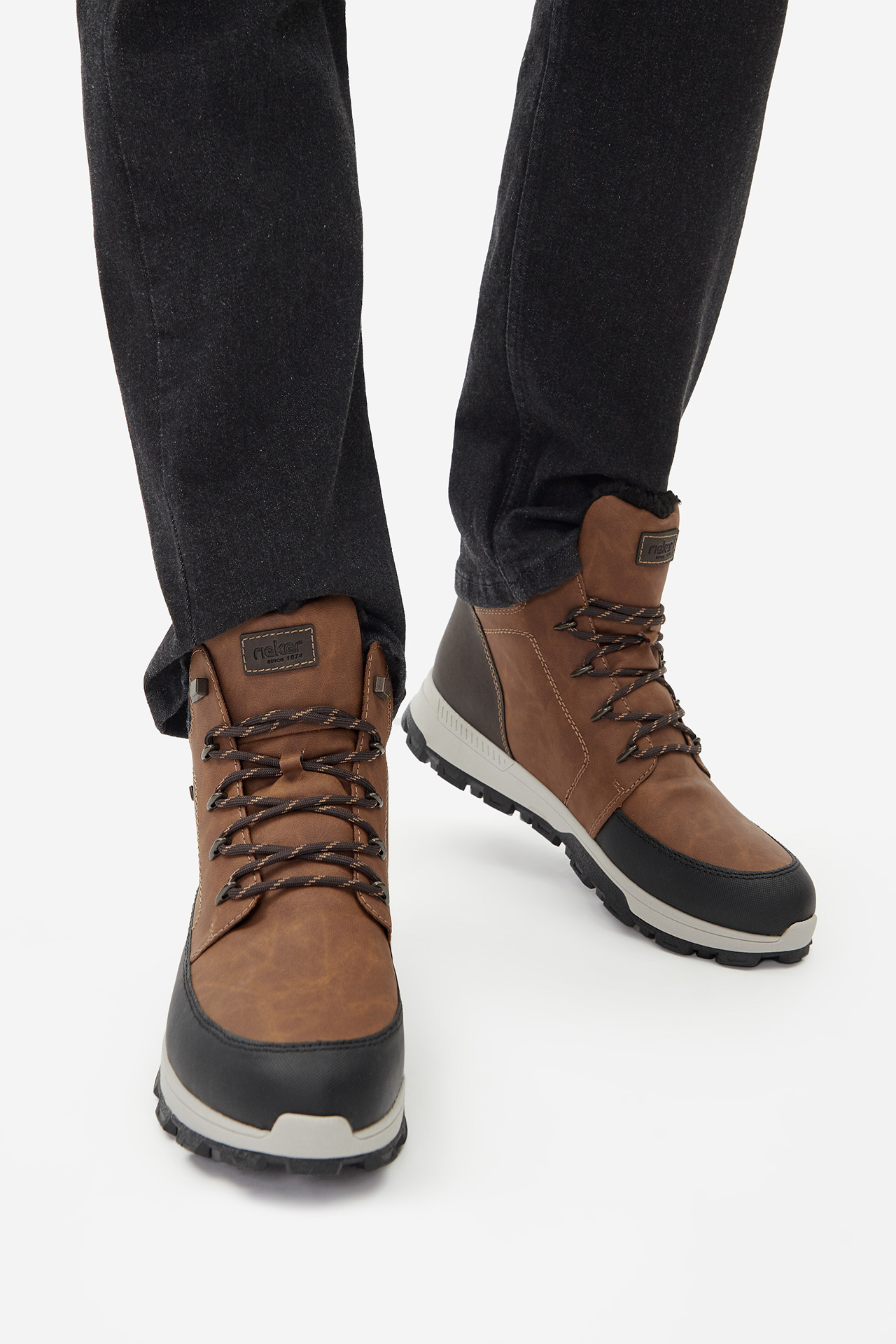 Šnurovacie topánky Hnedá