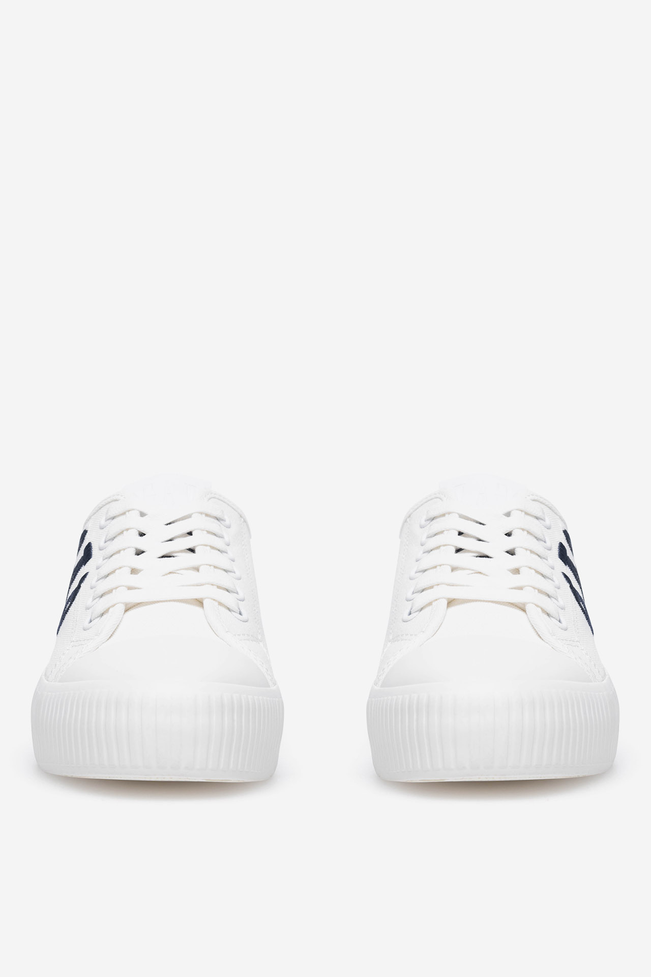 Platnene superge Bela