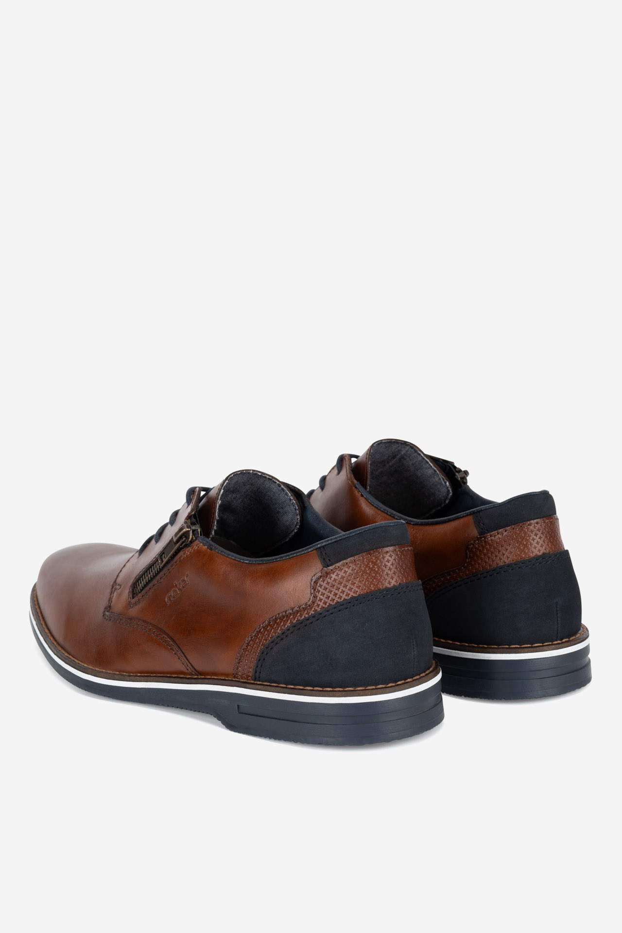 Polobotka KOŇAKOVÁ