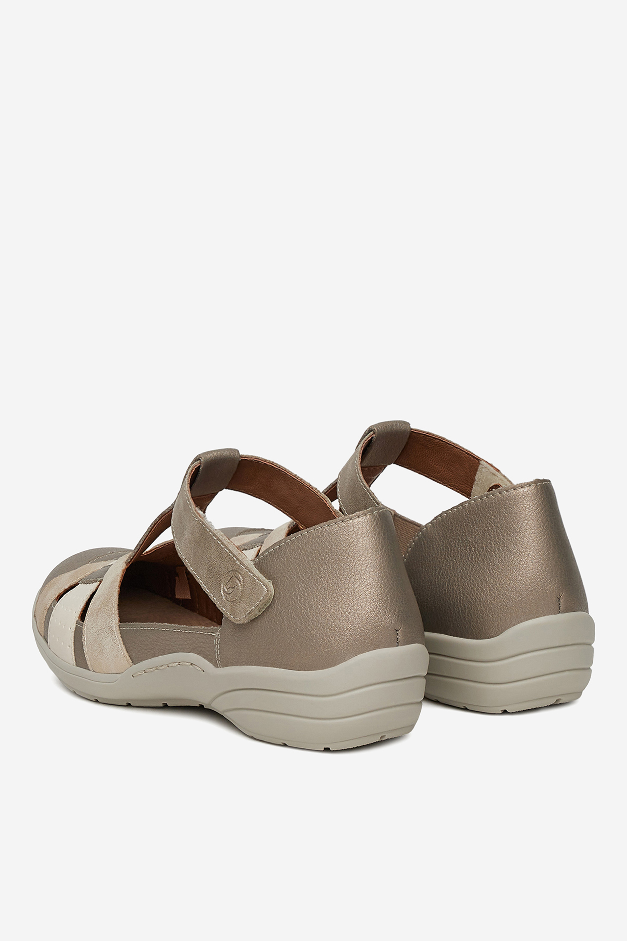 Baleríny SLONOVÁ KOST