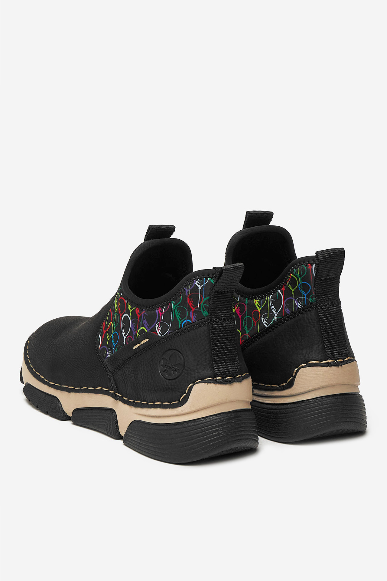 Kotníková obuv ČERNÁ