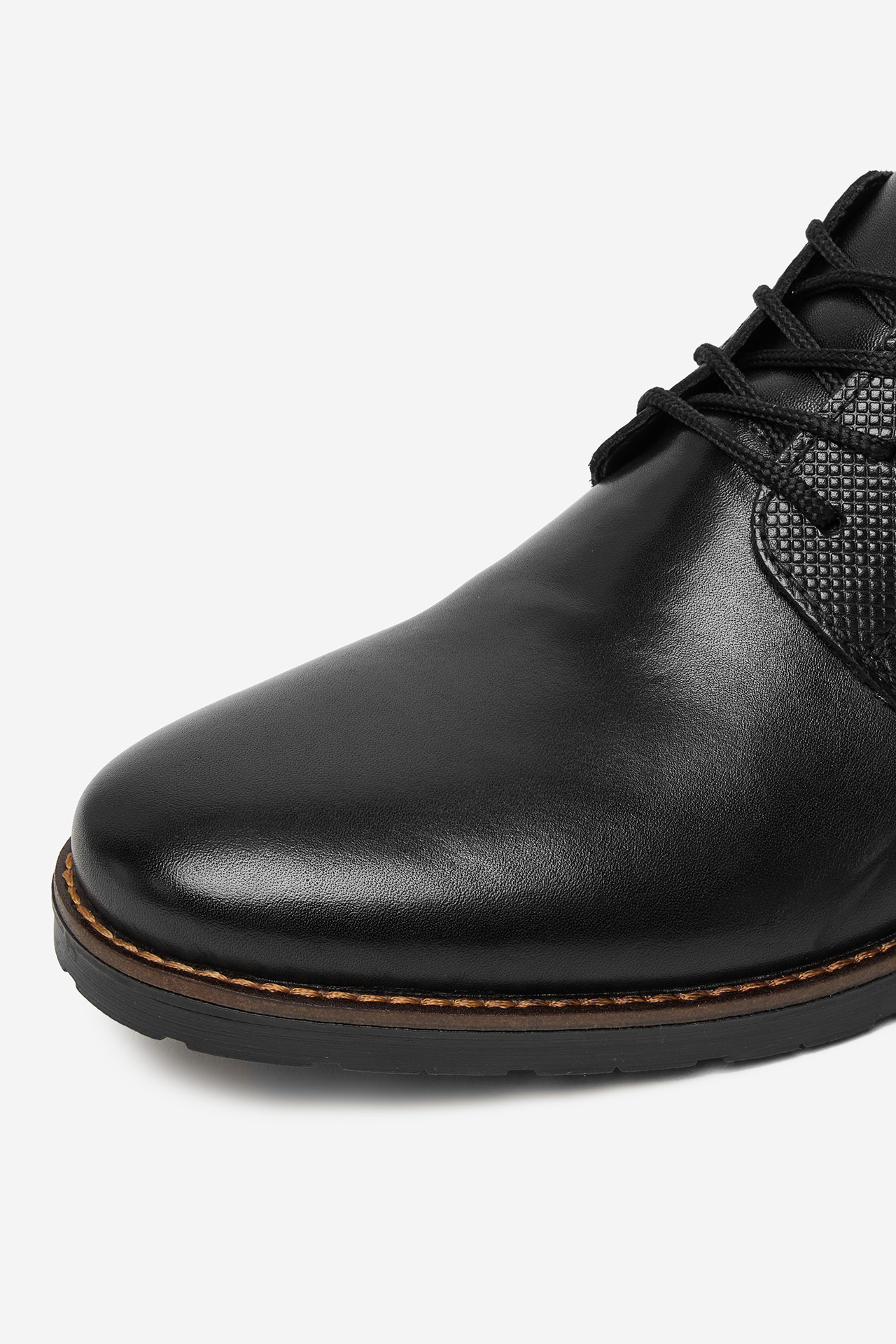 Šněrovací vyšší obuv ČERNÁ