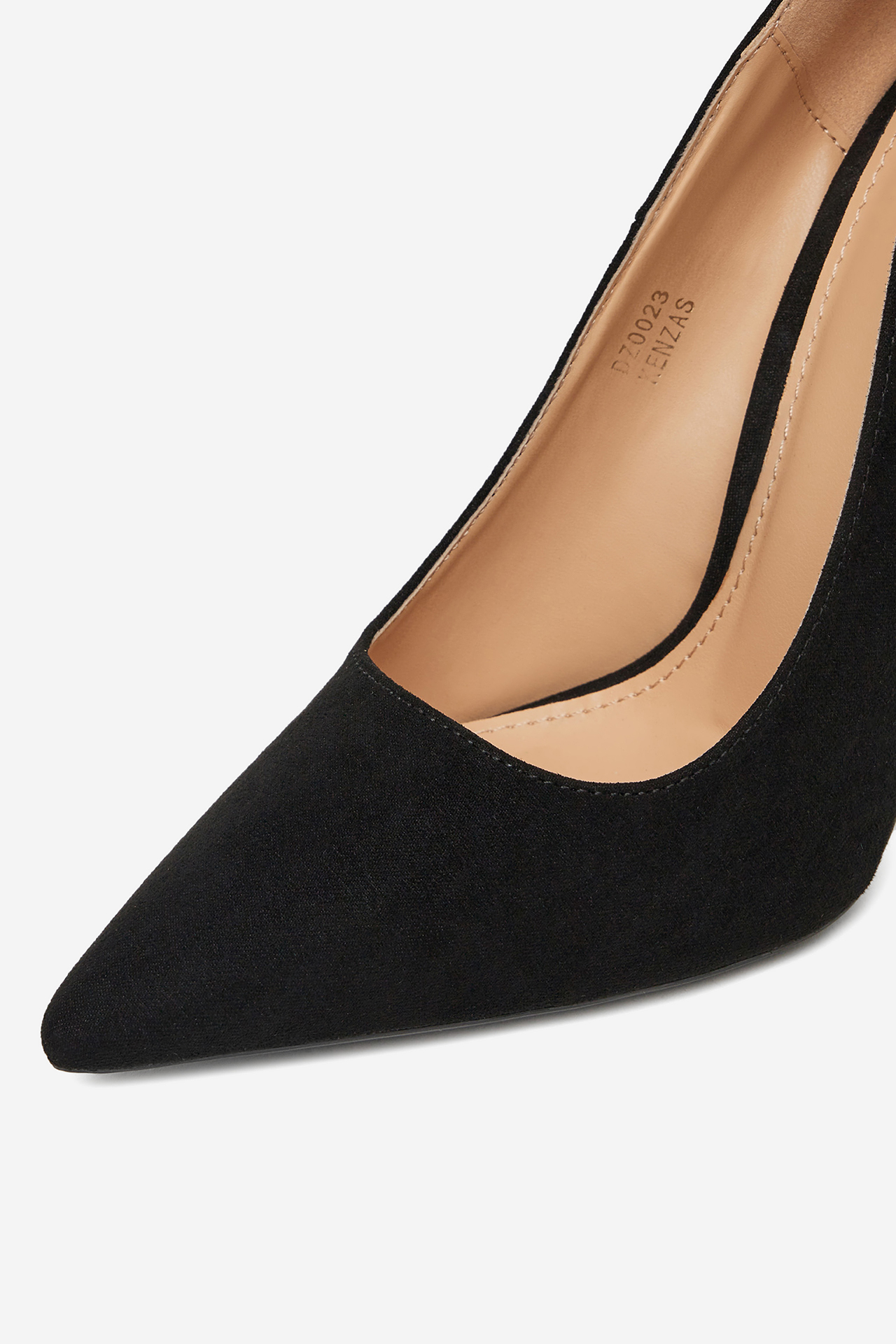 Čevlji z visoko peto Črna