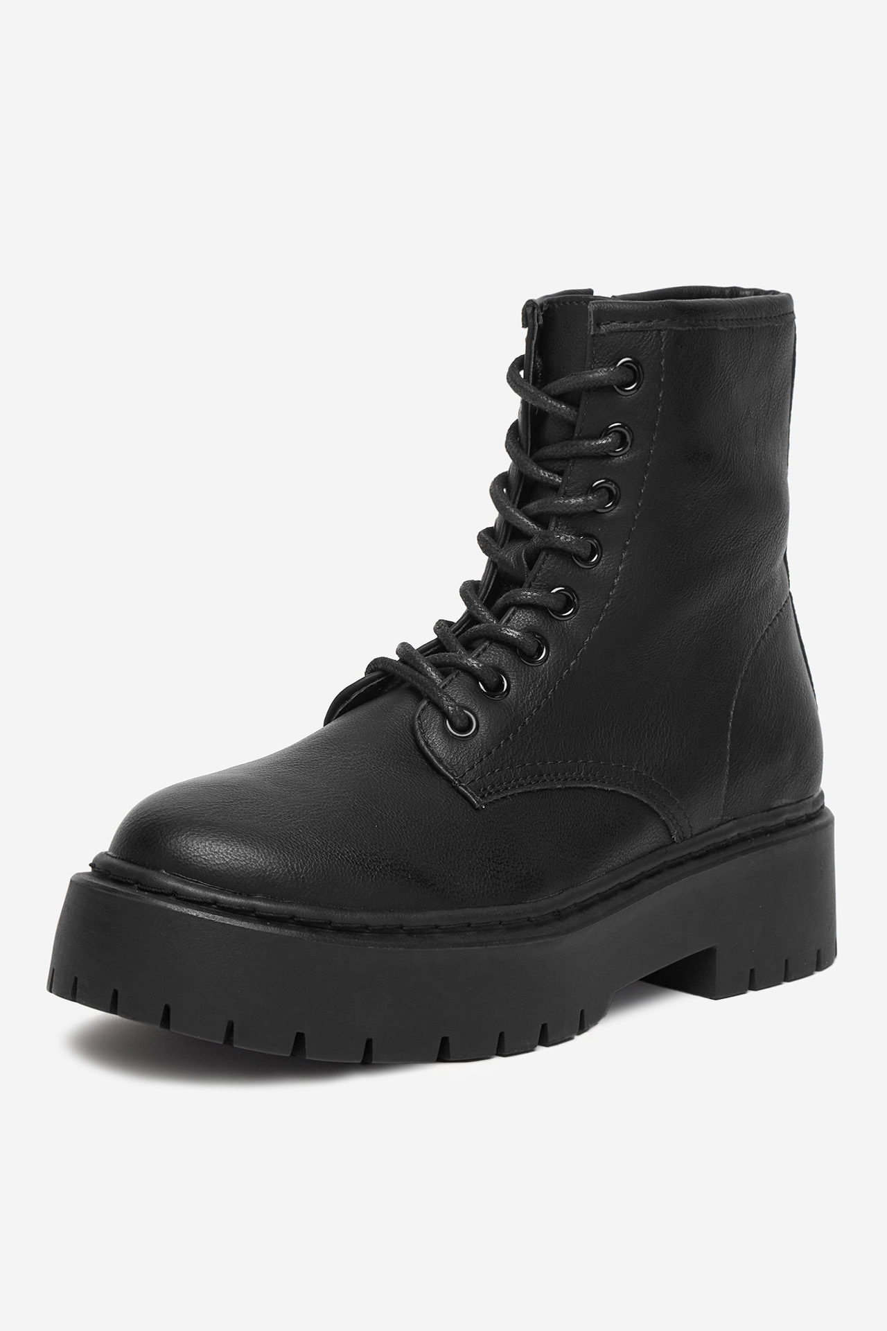 Gležnjarji z vezalkami Črna