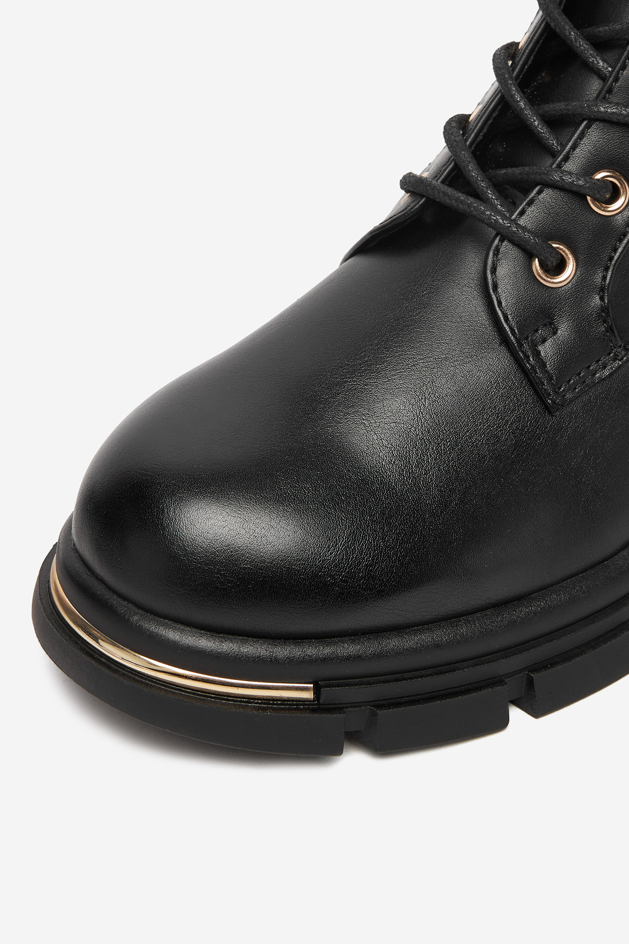 Kotníková obuv ČERNÁ