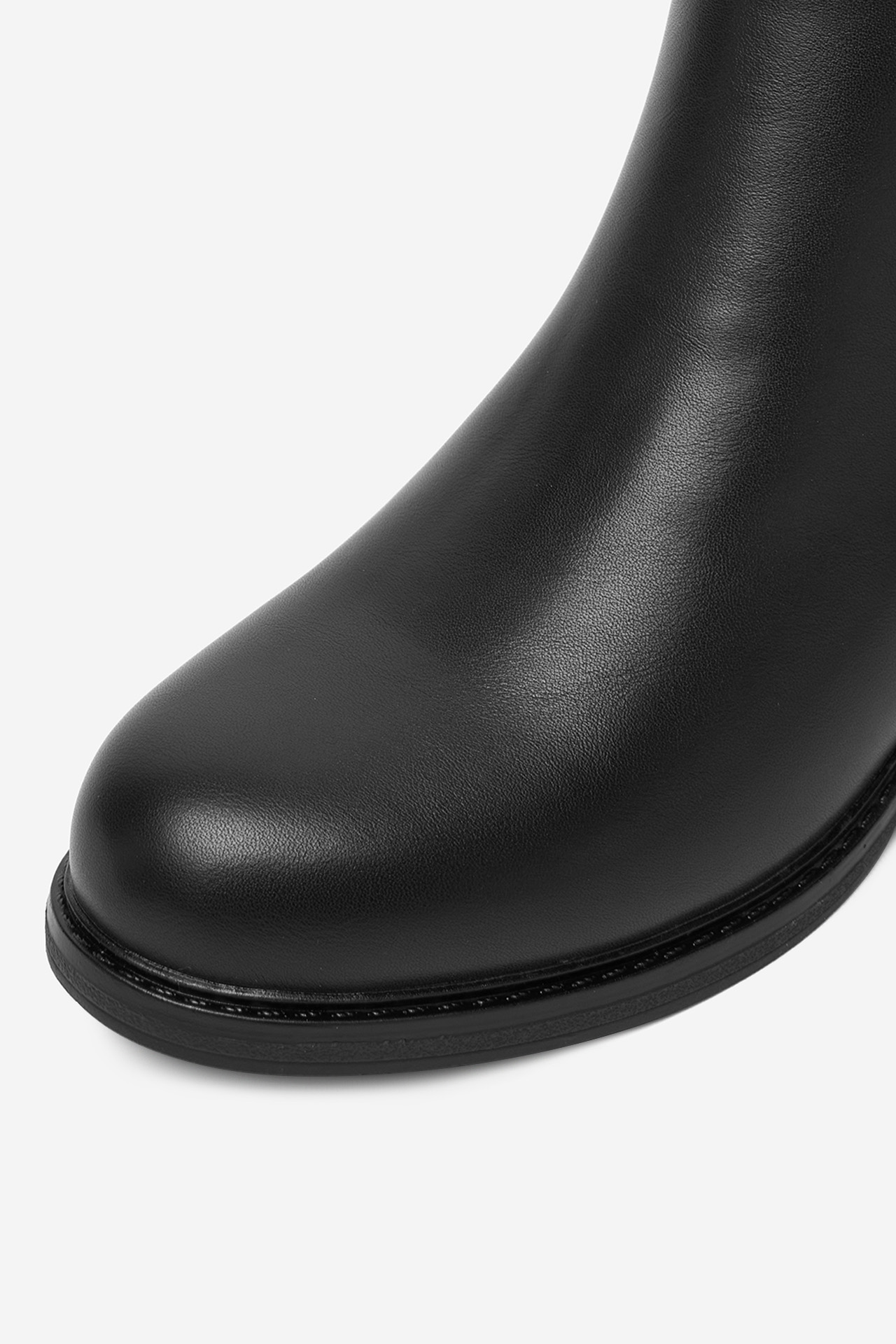 Kotníková obuv ČERNÁ