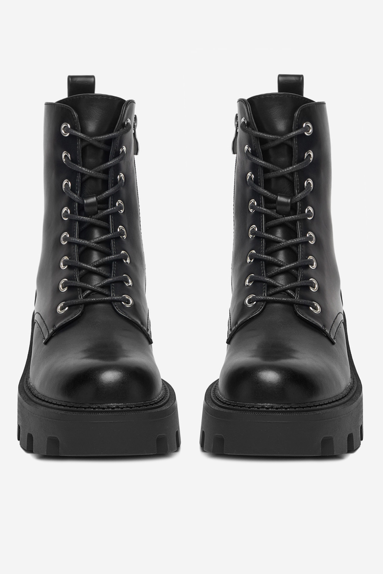 Kotníková obuv ČERNÁ