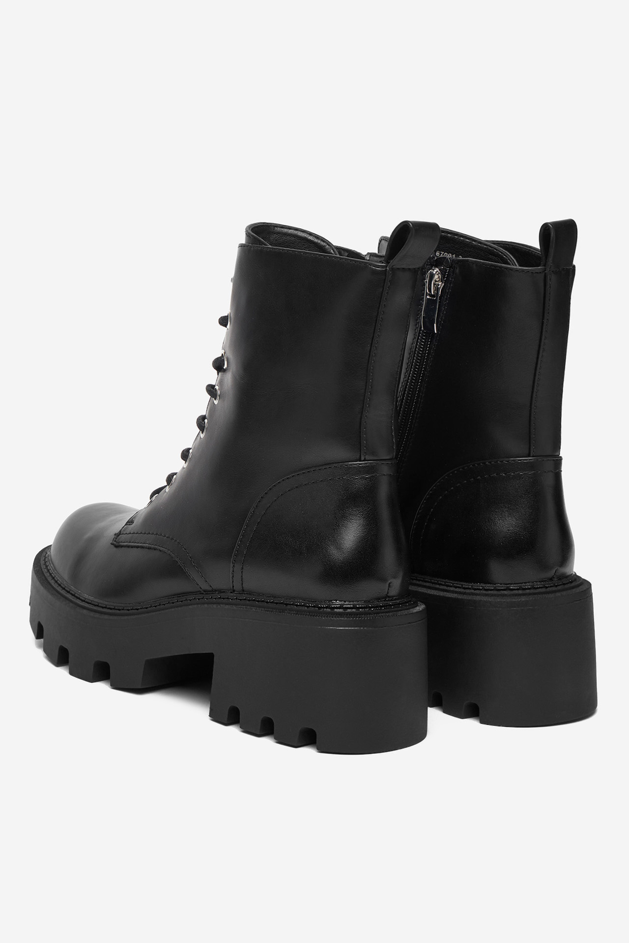 Kotníková obuv ČERNÁ