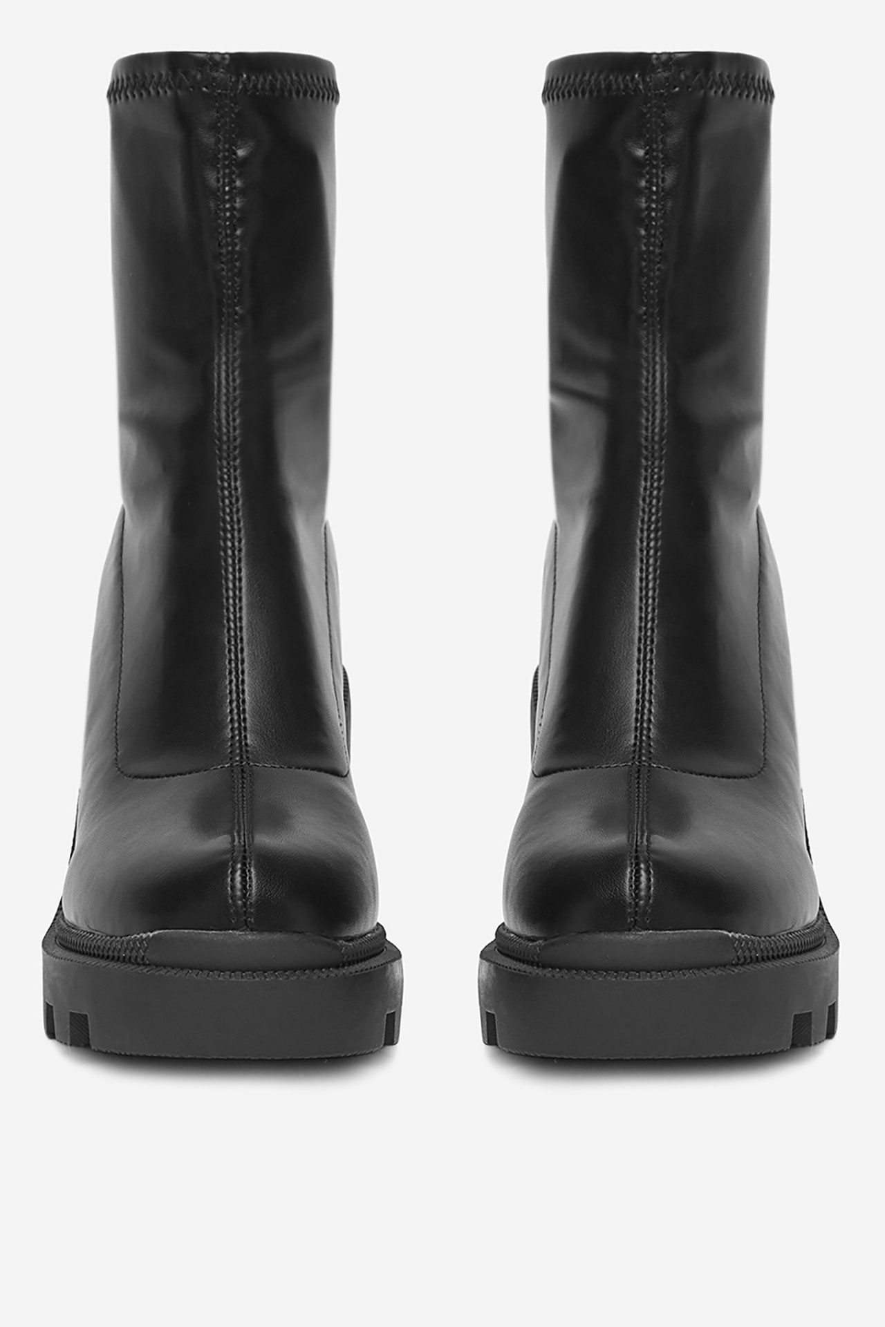 Kotníková obuv ČERNÁ