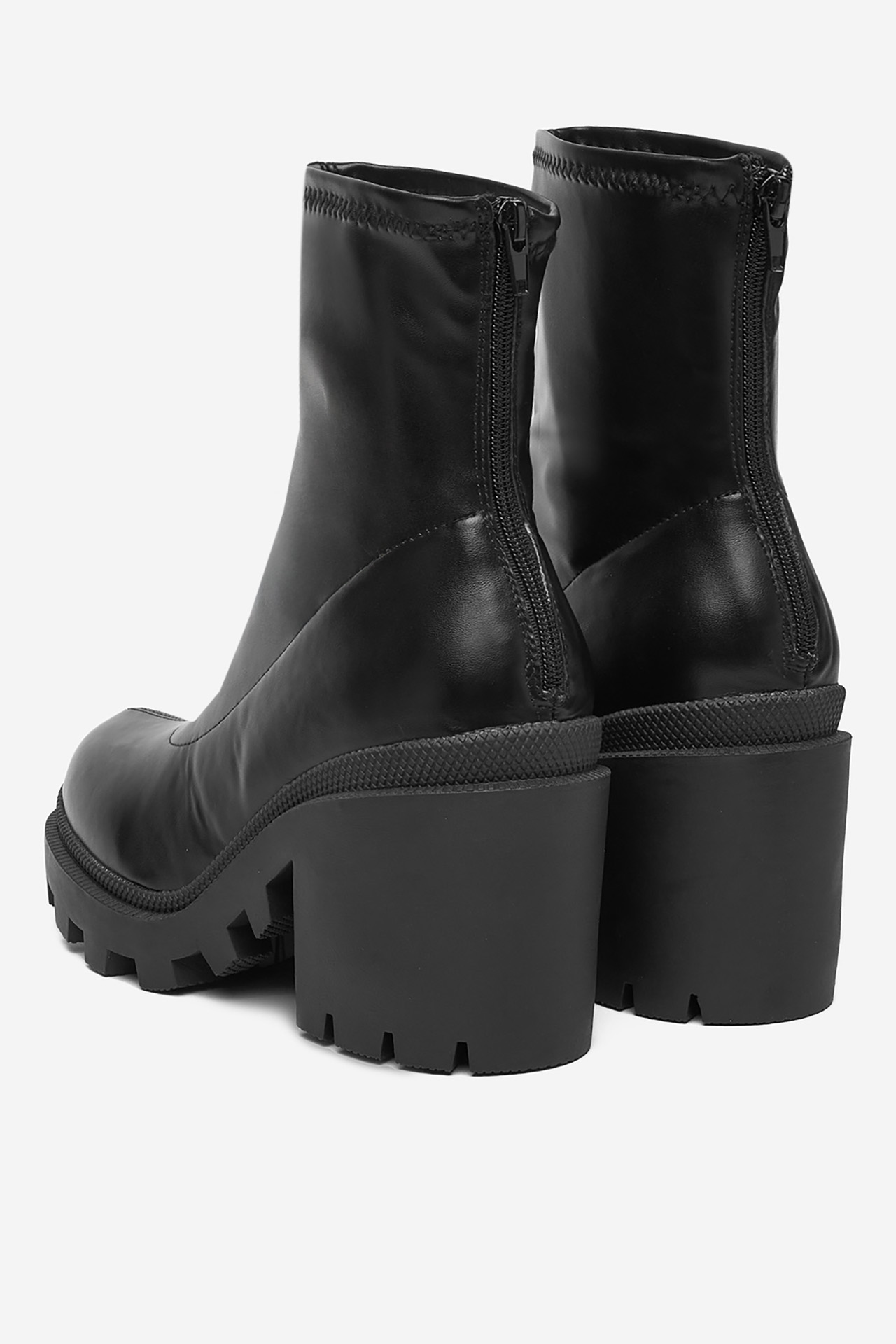 Kotníková obuv ČERNÁ