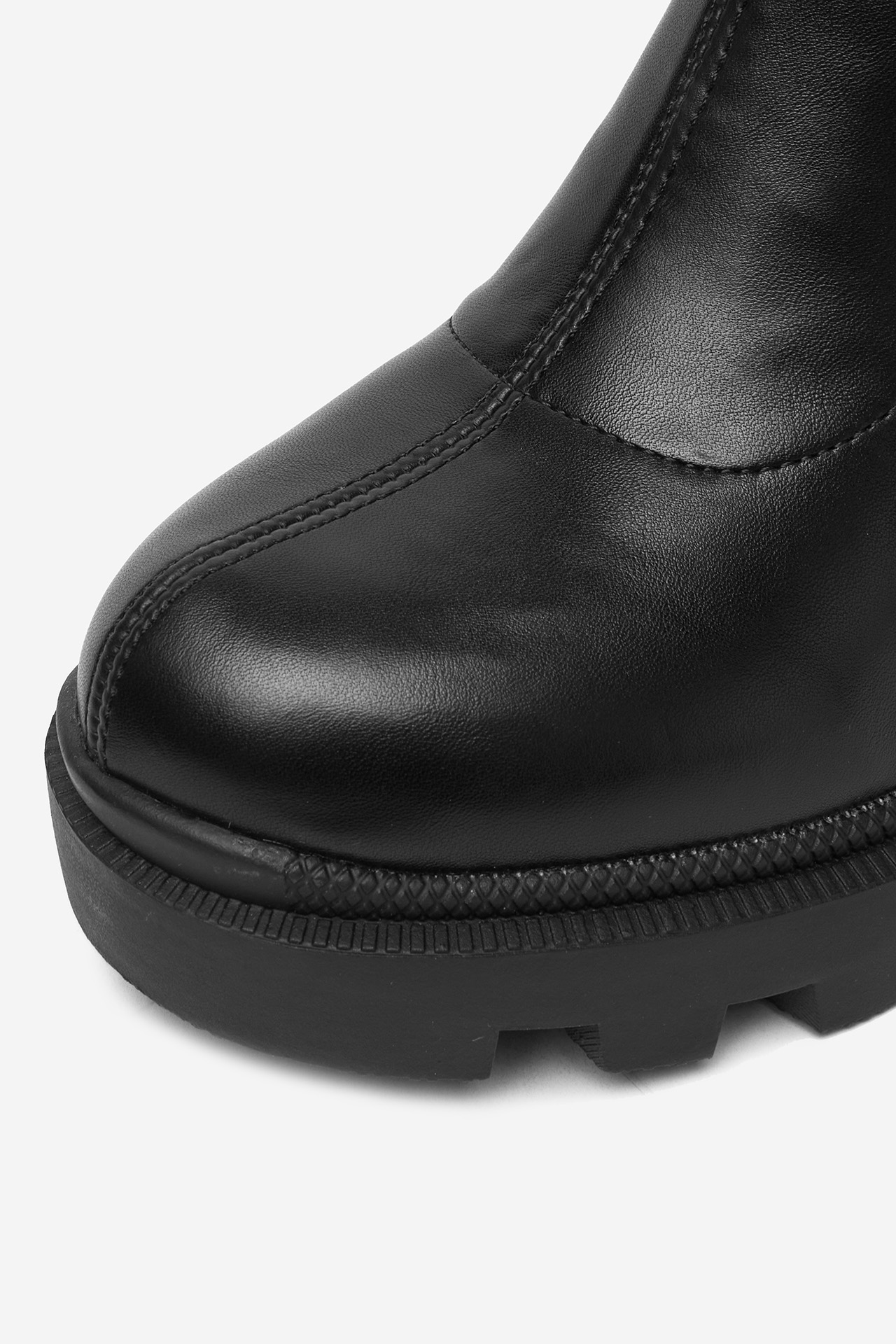 Kotníková obuv ČERNÁ