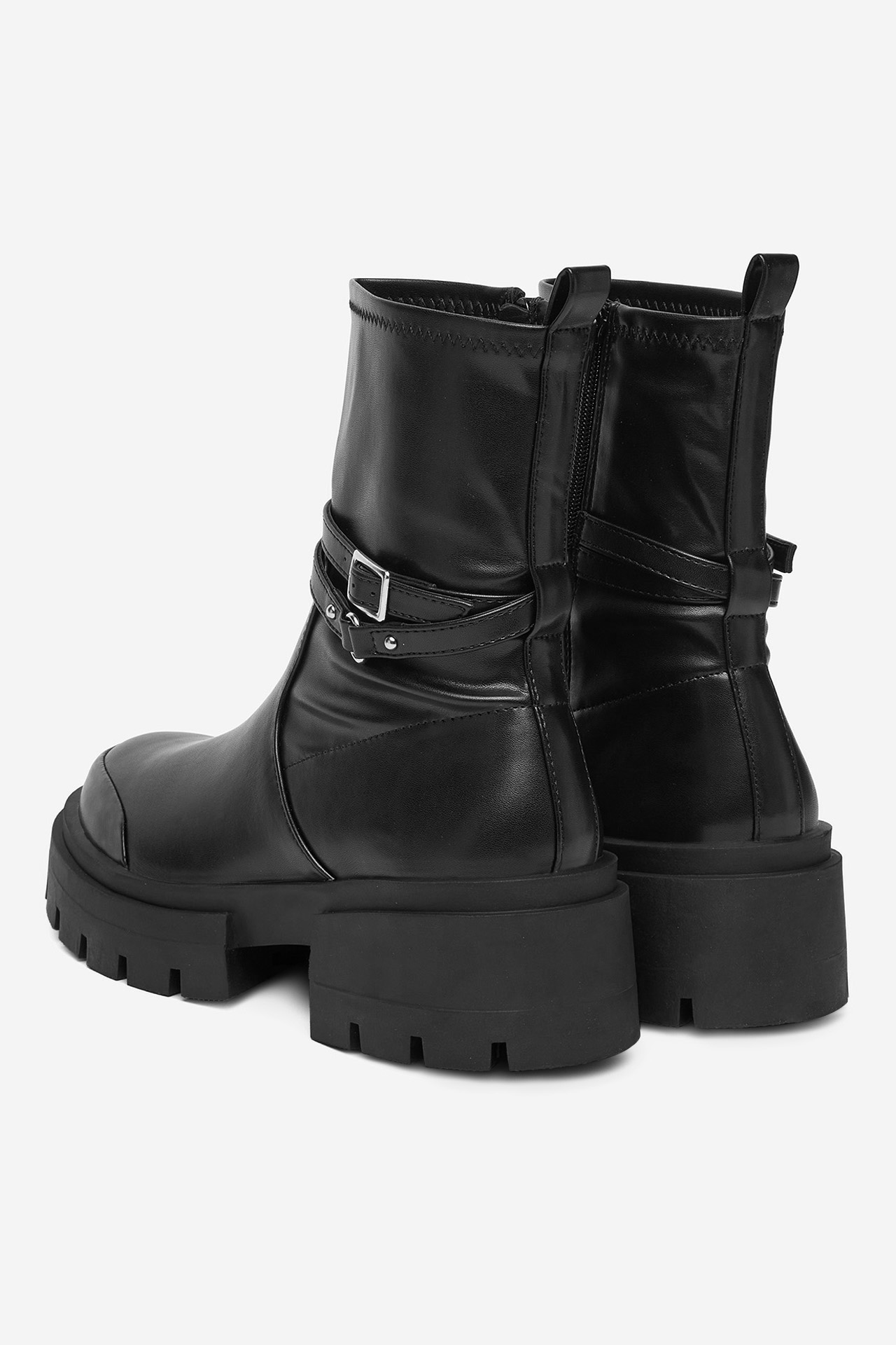 Kotníková obuv ČERNÁ