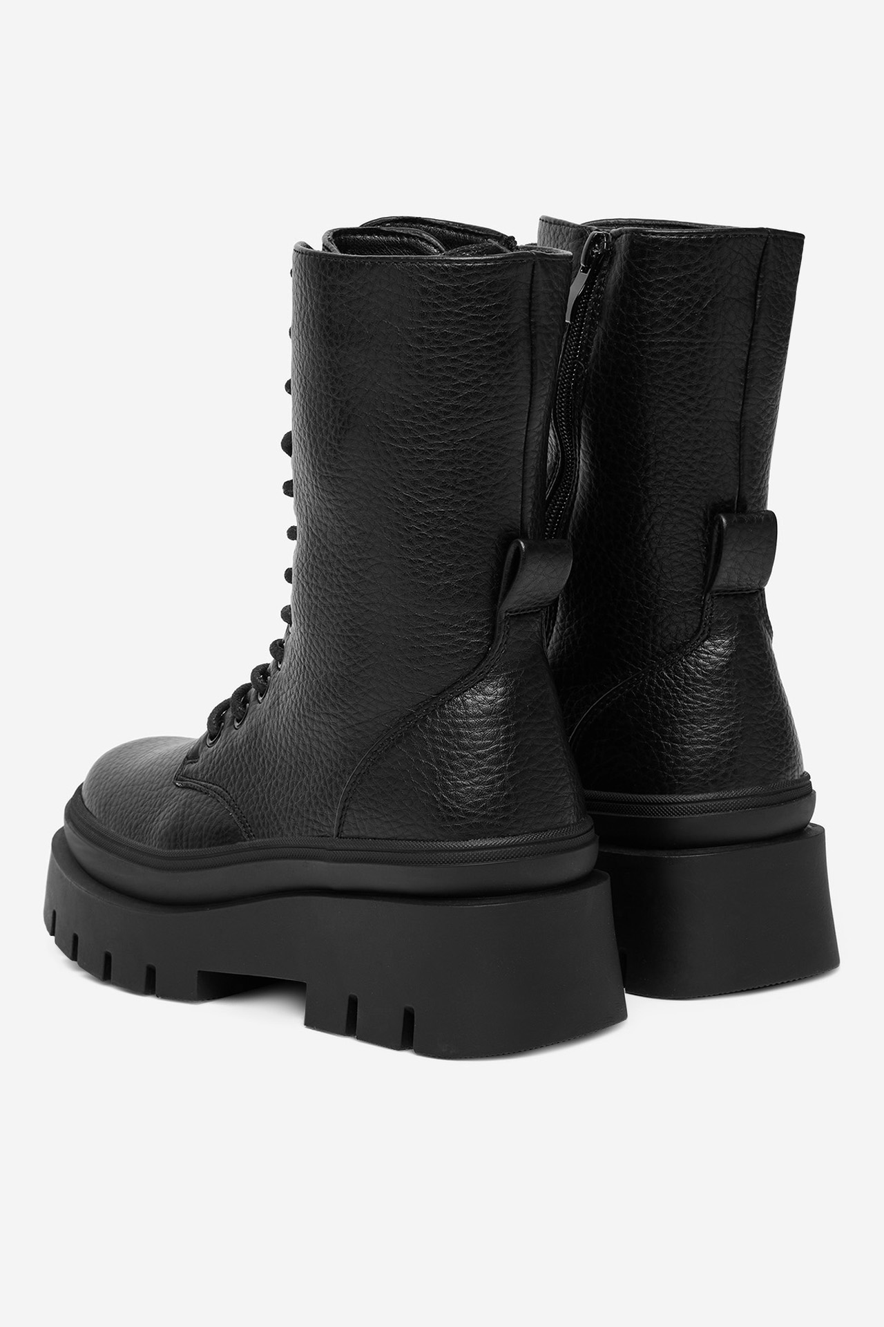 Gležnjarji z vezalkami Črna