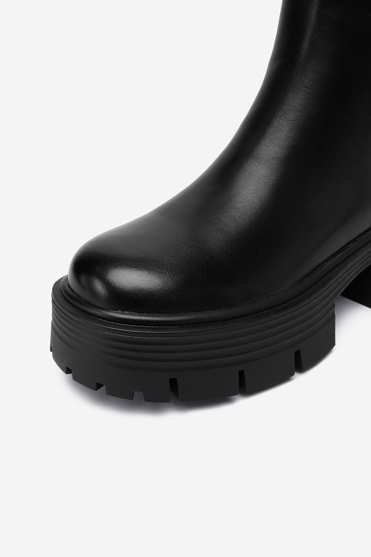 Kotníková obuv ČERNÁ