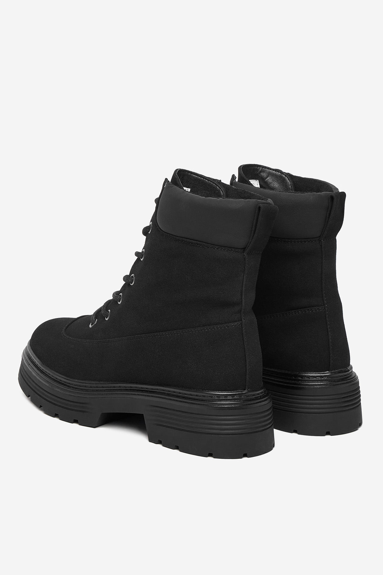 Gležnjarji z vezalkami Črna