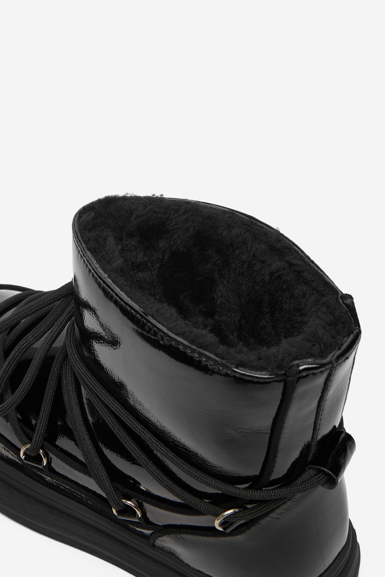 Kotníková obuv ČERNÁ