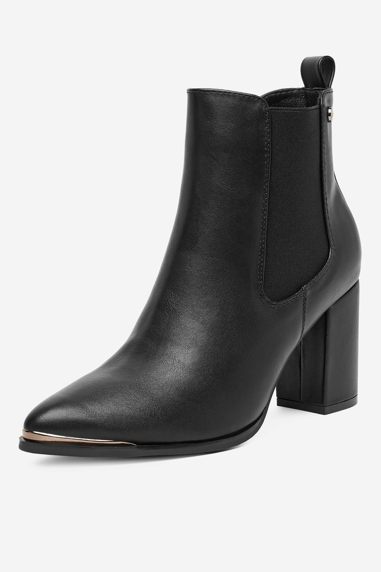 Kotníková obuv ČERNÁ