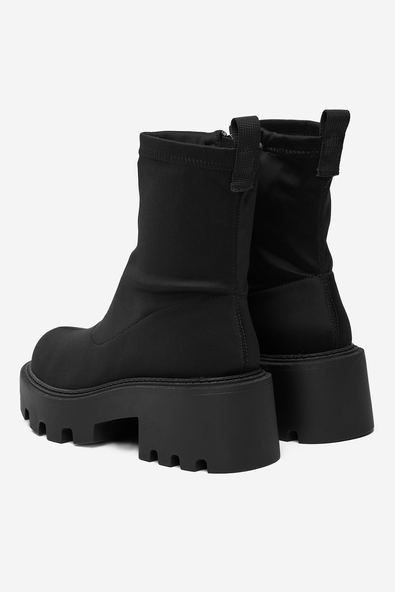 Kotníková obuv ČERNÁ