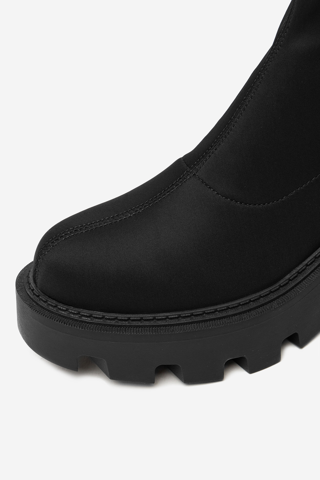 Kotníková obuv ČERNÁ