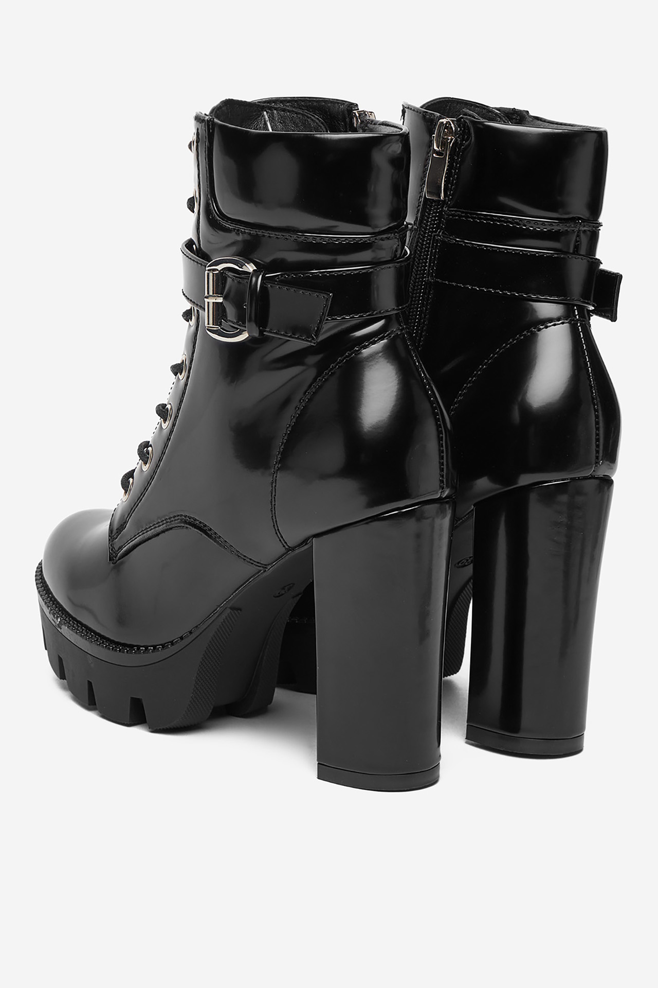 Kotníková obuv ČERNÁ