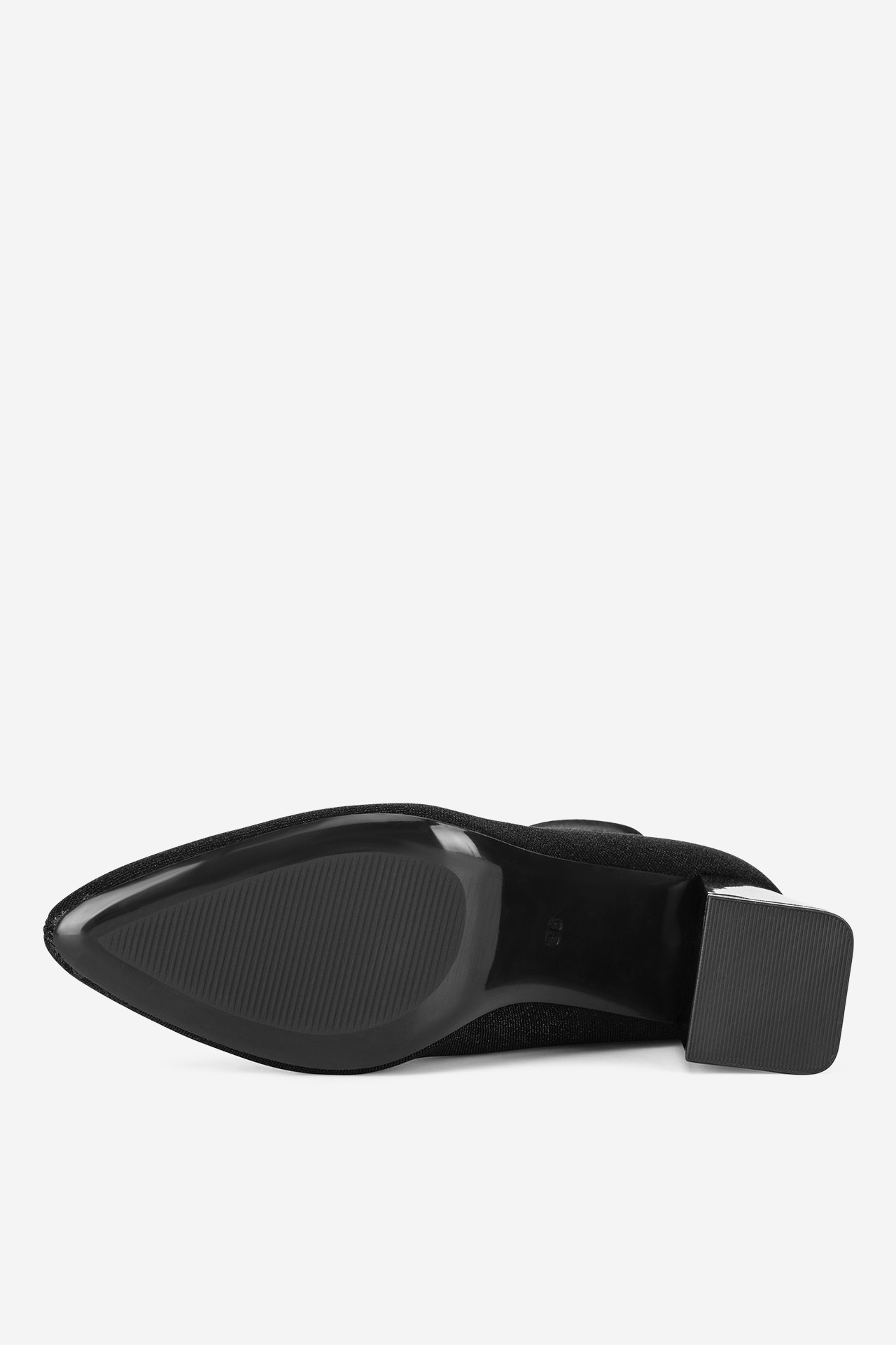 Kotníková obuv ČERNÁ