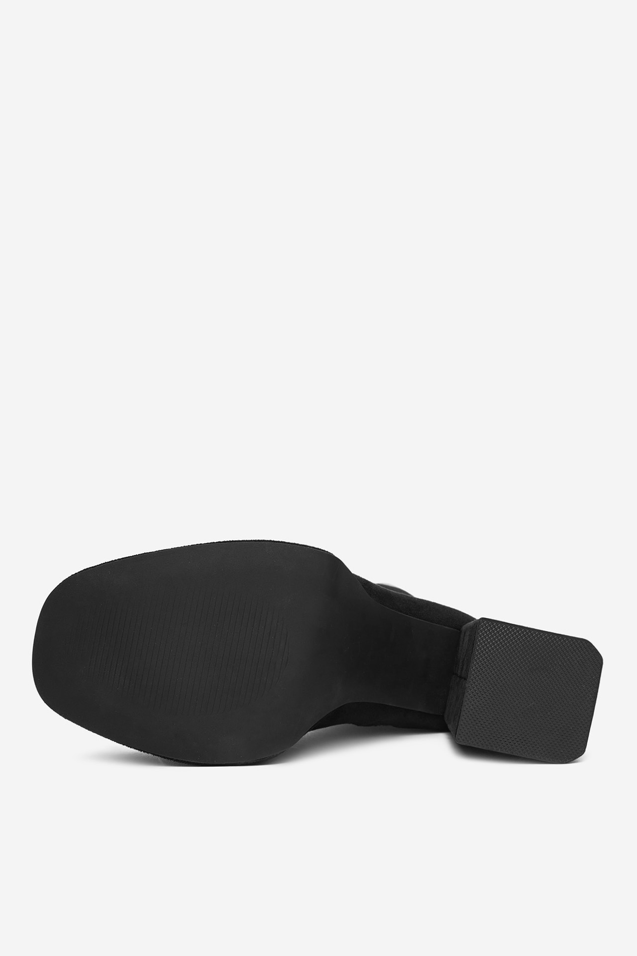 Kotníková obuv ČERNÁ