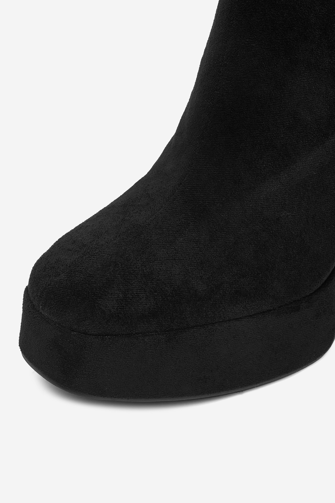 Kotníková obuv ČERNÁ