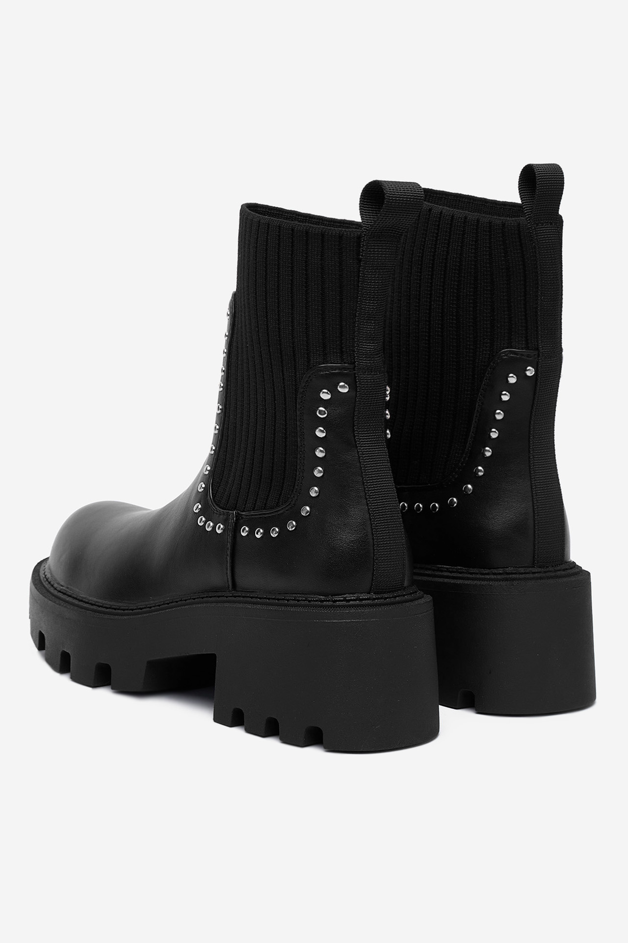 Kotníková obuv ČERNÁ