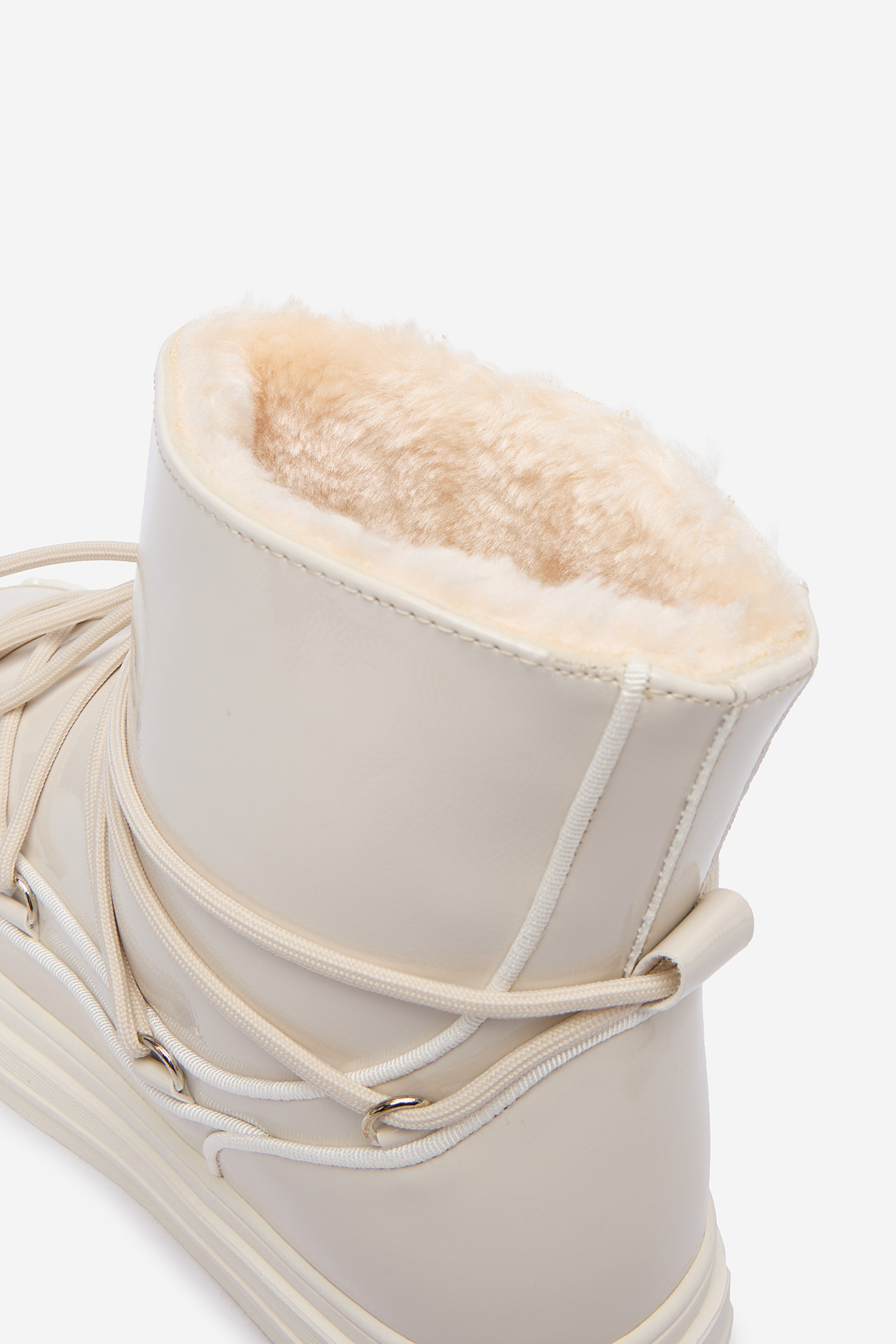 Kotníková obuv BÍLÁ